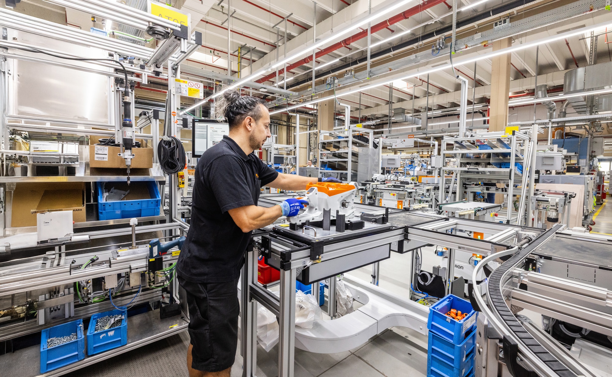 Internationale Produktion und Vertrieb